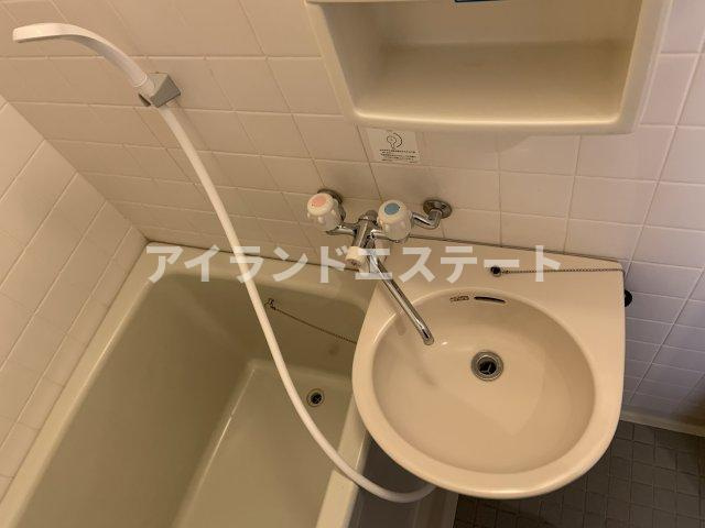 グレイスコートK　駅近　オートロック　女性限定　の洗面所