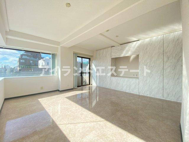 パインヒルガーデン　防音室付き　楽器相談可　オートロックの内装