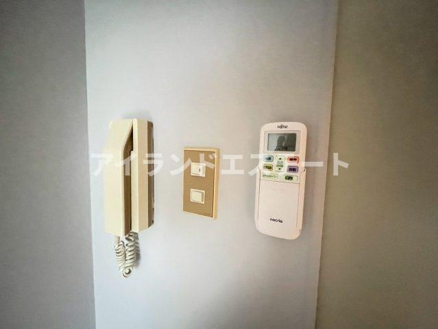 ティブロンコート　最上階　陽当たり良好　バストイレ別の設備