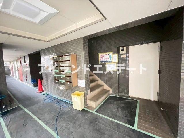 ティブロンコート　角部屋　陽当たり良好　通風良好のエントランス