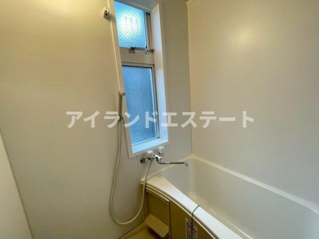 ティブロンコート　角部屋　陽当たり良好　通風良好の浴室