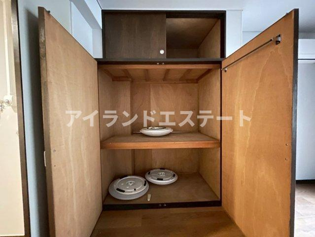 ティブロンコート　角部屋　陽当たり良好　通風良好の収納
