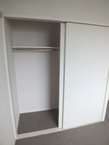 レオパレスミカドＡの内装|明るい室内です