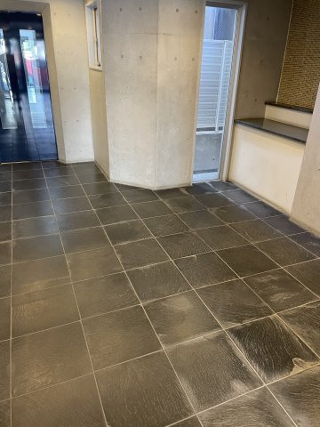 アルテシモ　リンク　コモドのロビー