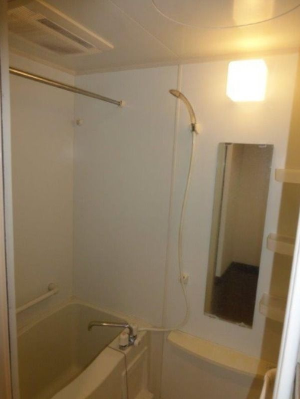 アルテシモ　リンク　コモドの浴室