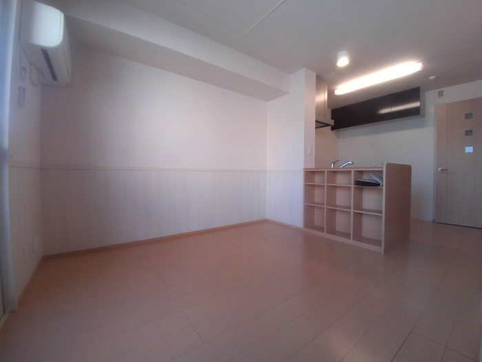 ＰＩＮＥどうとくの居間・リビング