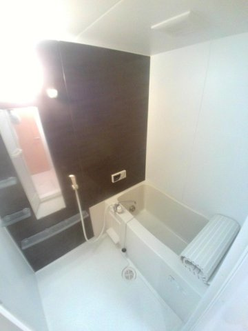 ＰＩＮＥどうとくの浴室