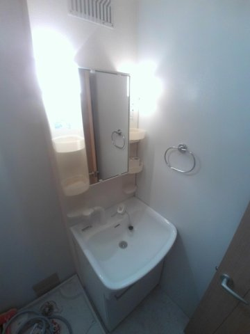 ＰＩＮＥどうとくの洗面所