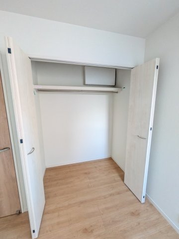 フォンテーヌA棟の収納