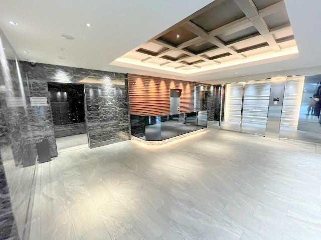 S-RESIDENCE新大阪Rishのエントランス