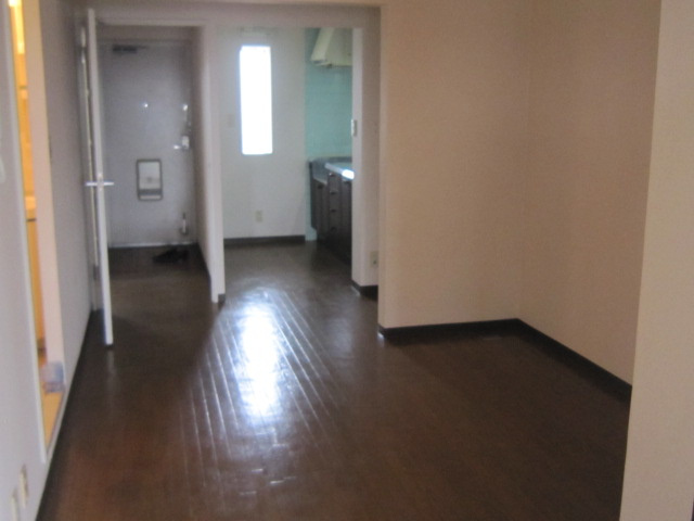 三鷹市大沢３丁目の賃貸マンションの内装|同物件別部屋の写真です