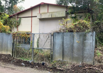 【外観】 | 滝山倉庫 | 土地を買う際、住む地域の自治体や福祉の補助制度にも注目してみましょう。子供や老人の医療補助やゴミ出しのルールなど、自治体によってルールに大きな違いがあるため、暮らしやすい土地で判断するとよいでしょう。