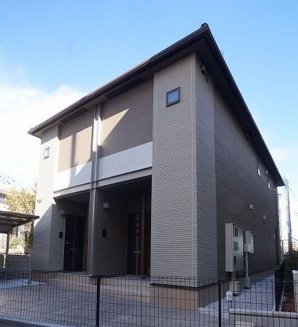 カンファーツリーハウス