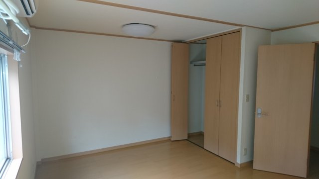 杉澤ビルの洋室