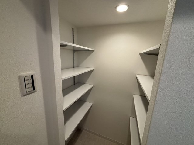 藤和ライブタウン上御影の収納