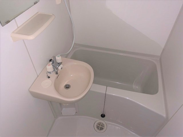 レオパレスＴ　ＫブランドールⅡの浴室