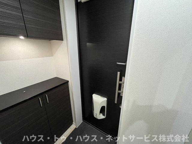 フォレットおおたかの森の玄関