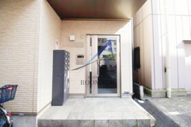 ノベル高台のエントランス|エントランスです。