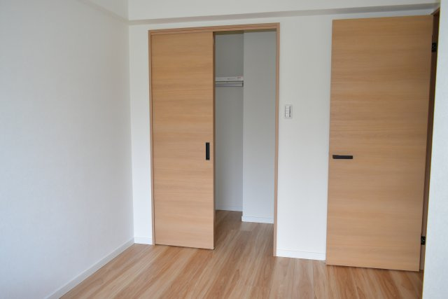 多摩市連光寺２丁目の中古マンションの収納