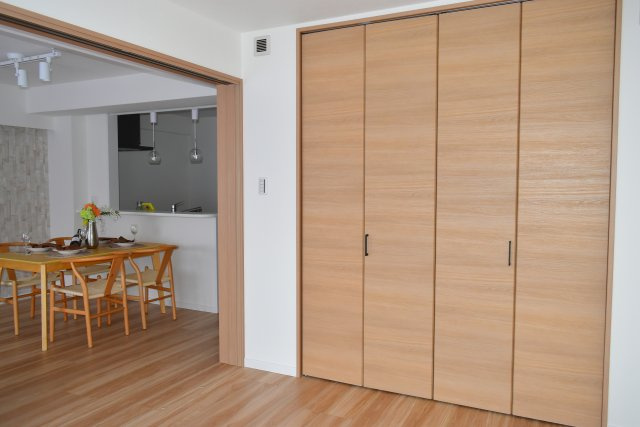 多摩市連光寺２丁目の中古マンションの収納