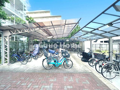 【駐輪場】 | ライオンズマンション綾瀬第2 | 【自転車置き場】最新の空き状況や費用などの詳細は担当スタッフまでお問い合わせください。