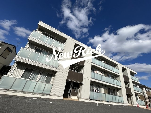 前橋市荒牧町２丁目のアパートの外観