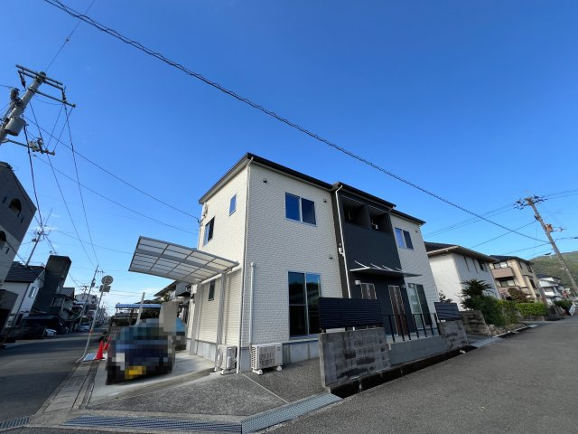 高知市三園町のテラスの外観