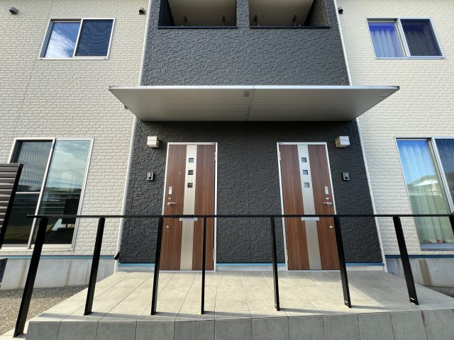 高知市三園町のテラスのエントランス