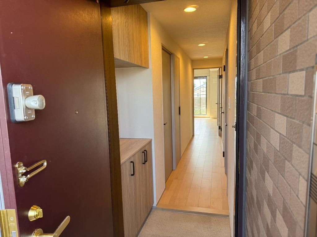 府中市白糸台３丁目の中古マンションの玄関