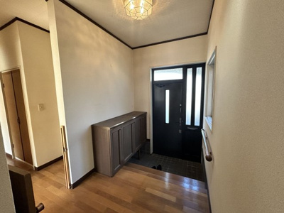 【玄関】 | 倉永売家 | 落ち着いた雰囲気の玄関です！