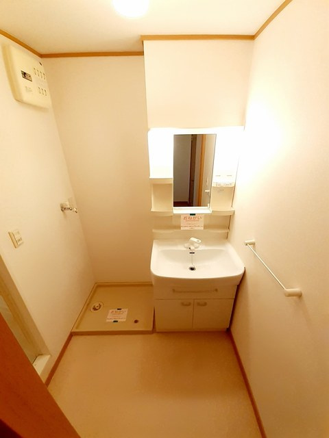 サニースクエア　Ａの独立洗面台|洗面所