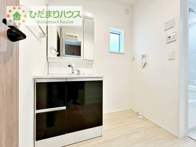 【独立洗面台】 | 取手市井野第１期　新築戸建　4号棟 | シンプルで使い勝手の良い独立洗面台！
