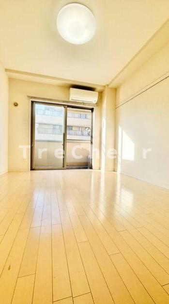 アトーレ西川口の居間・リビング