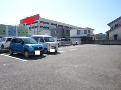 【駐車場】 | レオパレスメルツェ４
