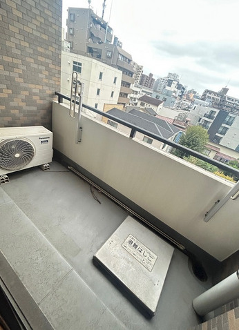 【バルコニー】