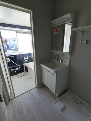 【収納】 | 矢口台フラット | 上階の洋室６．２帖の収納