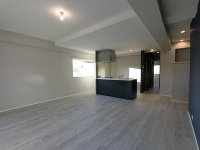 【居間・リビング】 | 矢口台フラット | リビング☆キッチン方向