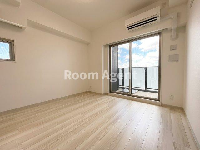 エステムコート名古屋黒川シャルマンの居間・リビング