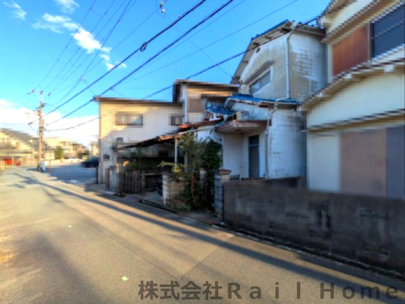 姫路市網干区津市場　中古戸建の前面道路含む現地写真