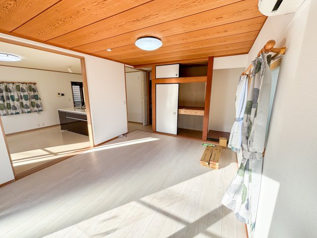 【居間・リビング】の画像