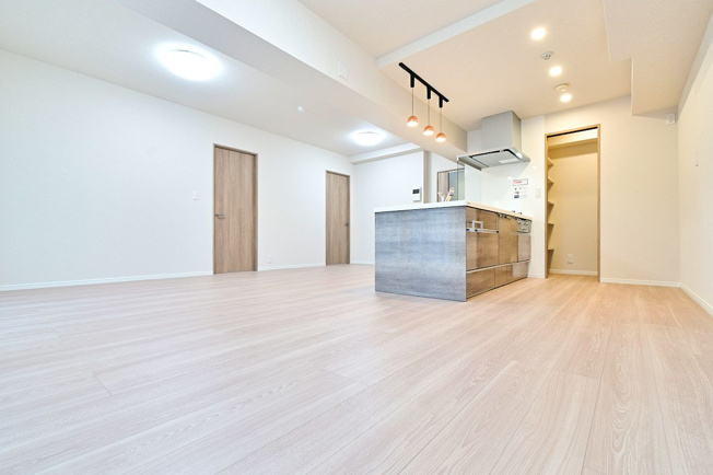 【居間・リビング】 | ファミール鳥飼☆仲介手数料無料☆