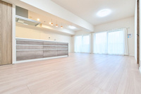 【居間・リビング】 | ファミール鳥飼☆仲介手数料無料☆