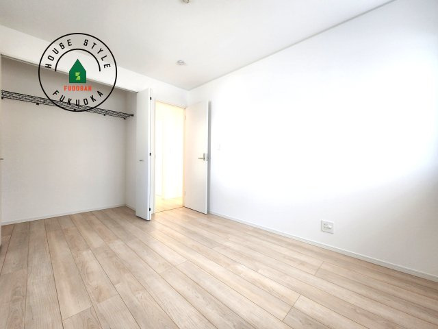 糟屋郡須恵町新原第5-3棟（2号棟）の内観：施工例|各部屋収納を備えており過ごしやすいお家です！