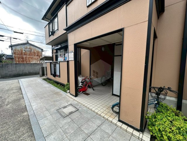 ラネージュbeジャンヴィエA棟のエントランス