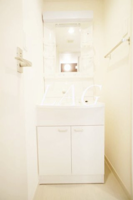 【洗面所】 | リブリ・ヴェルジュ本厚木 | 独立洗面台です。