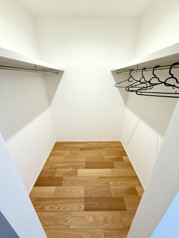 久留米市小森野5丁目　新築戸建の収納