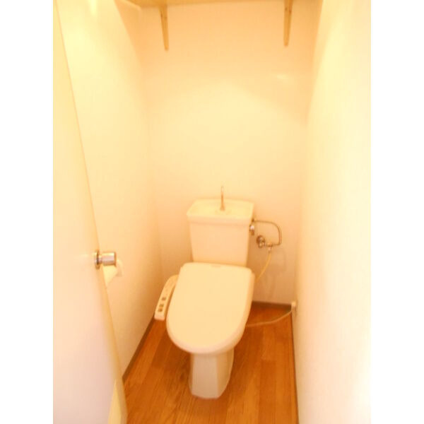 リバーコート西新のトイレ