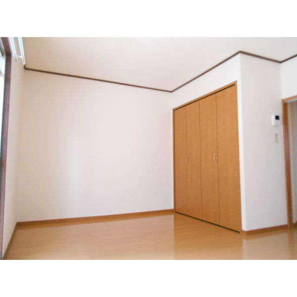 リバーコート西新の和室