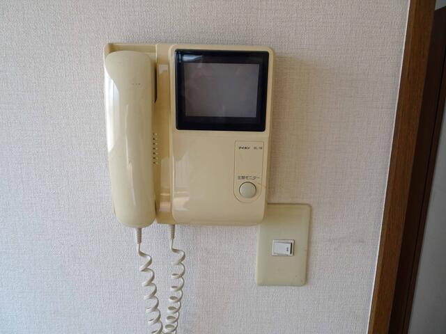旧、新品が付いています