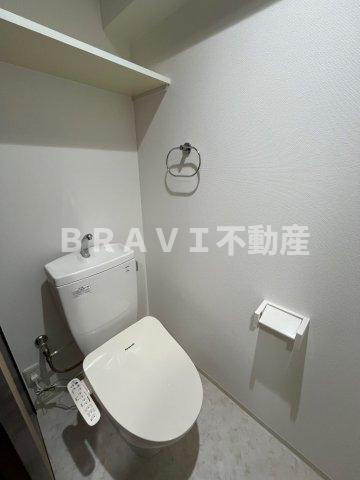 グランシス天満橋　BRAVI不動産のトイレ|【グランシス天満橋】ゆったりとした空間のトイレです
